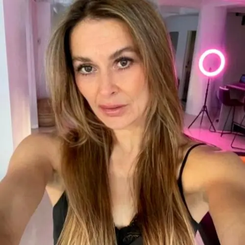 farbigundhubsch image 0