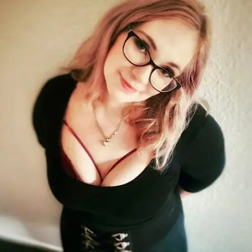 tittenvonlena image 0